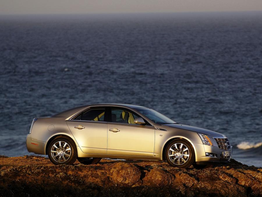  Cadillac CTS 2007 года  (EU) (фото 17 из 25)